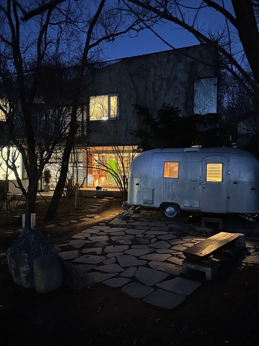 Airstream Bambi II Image 2